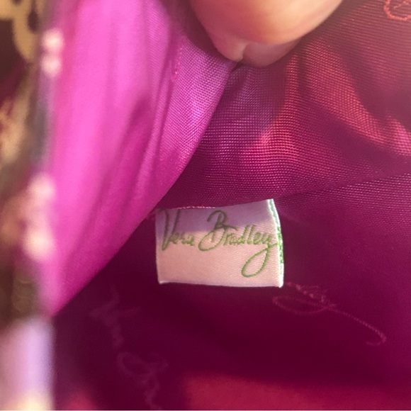 Vera Bradley Frill Vinyl Messenger Bag in Plum Petals Expandable Pockets Laptop - Picture 7 of 11